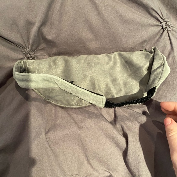 Weighted Eye Mask - Picture 3 of 4